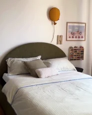 Ottoman Bed VAUCLUSE Boucle Olive Green 140 x 200 cm (EU Double)_1171487