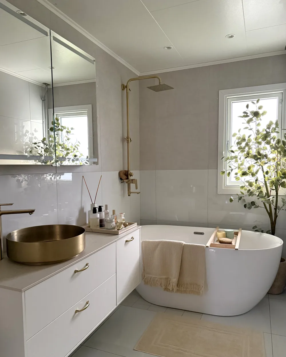 Freestanding Bathtub CARRERA 1500 x 750 mm White_1039192