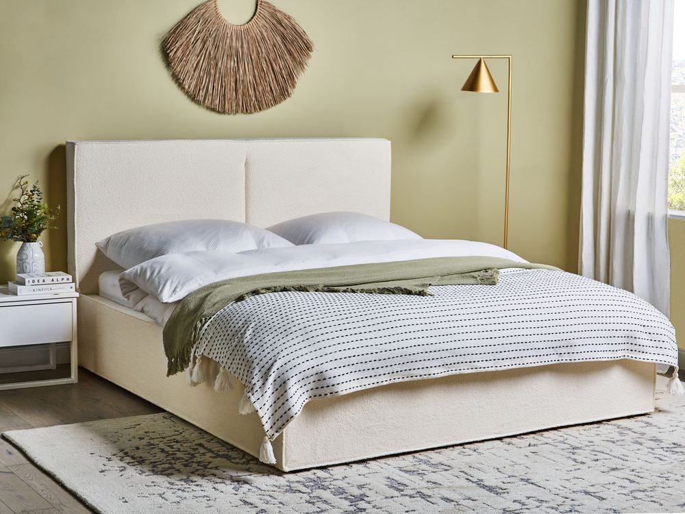 Bett mit Stauraum MOISSAC Bouclé Cremeweiß 160 x 200 cm