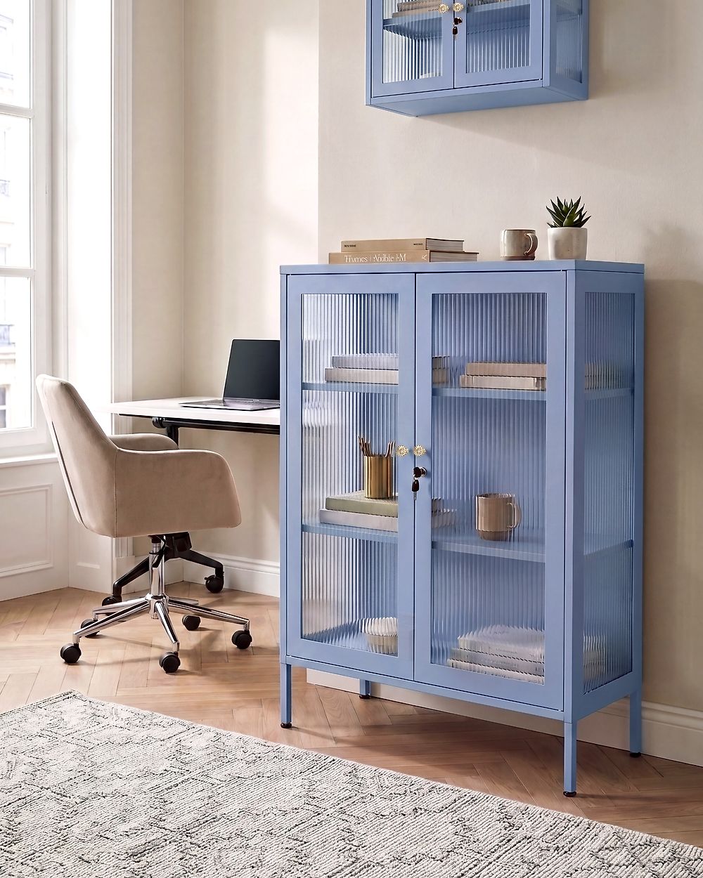 Vitrine mit Glastüren HARLYN  90 cm Metall Blau