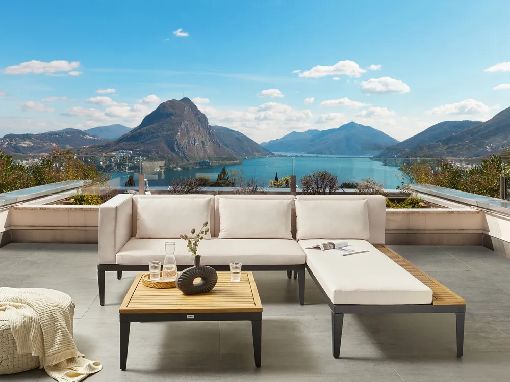 Garten Ecksofa mit Tisch 3-Sitzer BRACCIANO zertifiziertes Akazienholz Hellbeige linksseitig