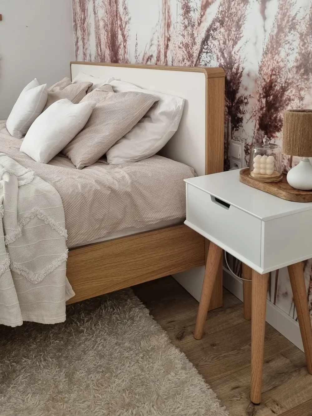 Bett mit Lattenrost SERRIS 180 x 200 cm Hellbraun_828679