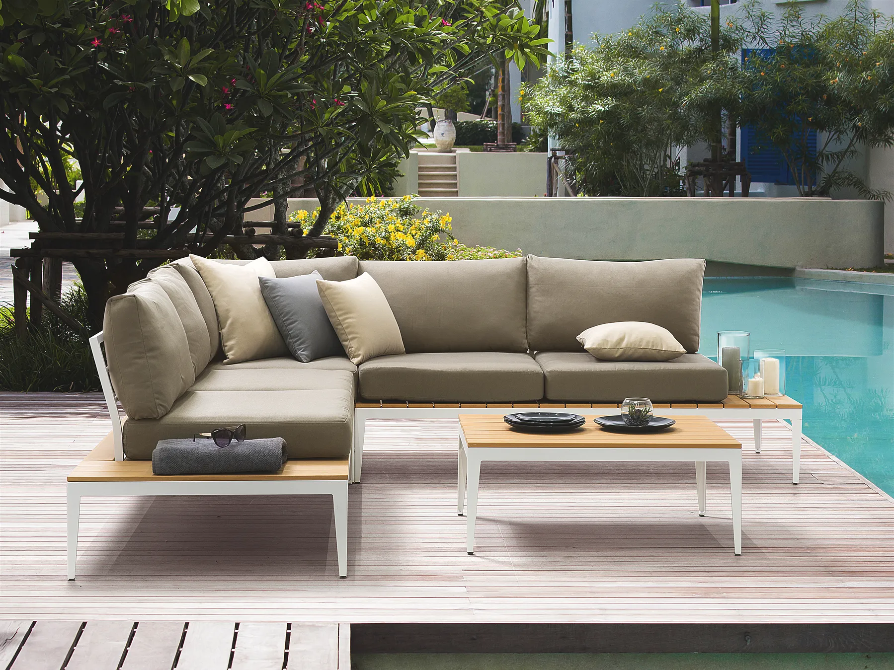 Garten Ecksofa mit Tisch 5-Sitzer POSITANO Grau_688264