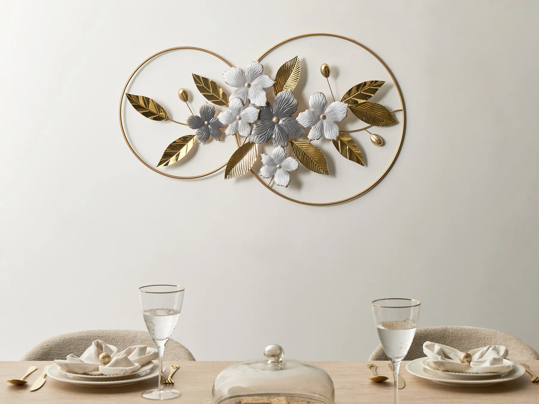 Wall Decor Leaf DYSPROSIUM Metal 61 cm Gold_1007473