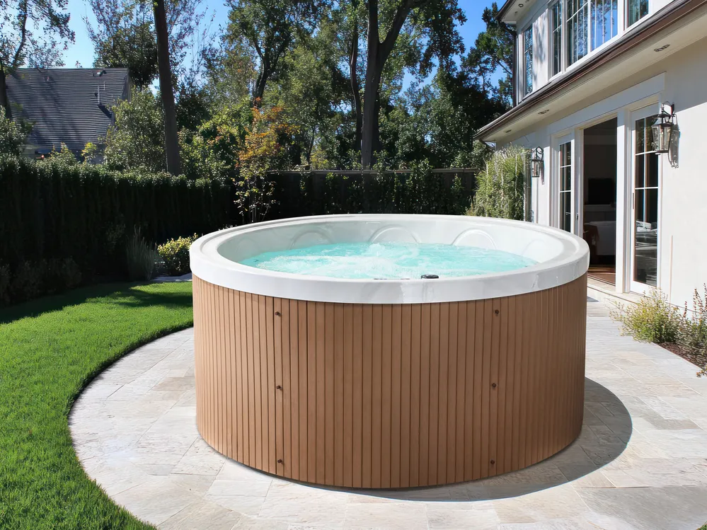 Outdoor Whirlwanne mit LED MARFIL Braun