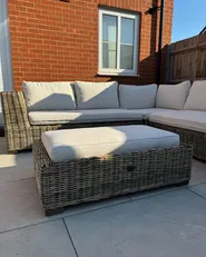 Garten Ecksofa mit Ottomane 5-Sitzer RINELLA Rattan Grau_989113