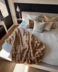 Bett mit Lattenrost Bouclé MIRANDE 180 x 200 cm Taupe_997095