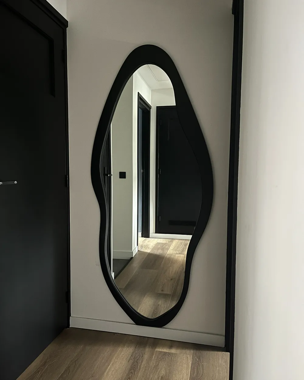 Wandspiegel BLET 80 cm 180 cm Paulownia-Holz Schwarz