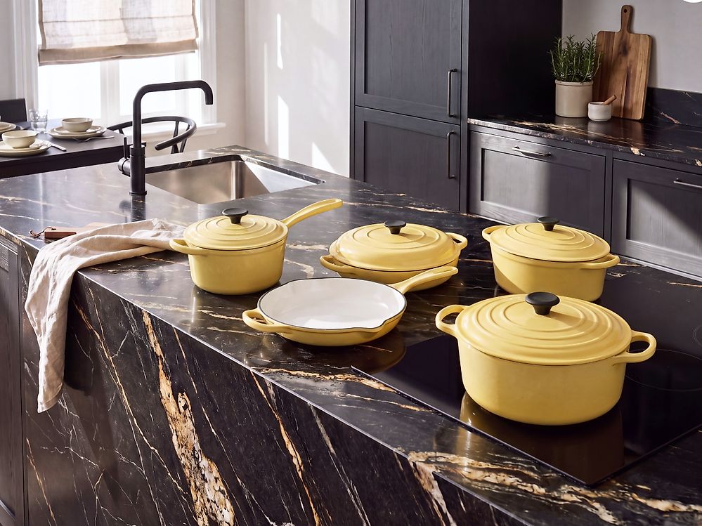 9 Piece Cast Iron Set FERRA Yellow