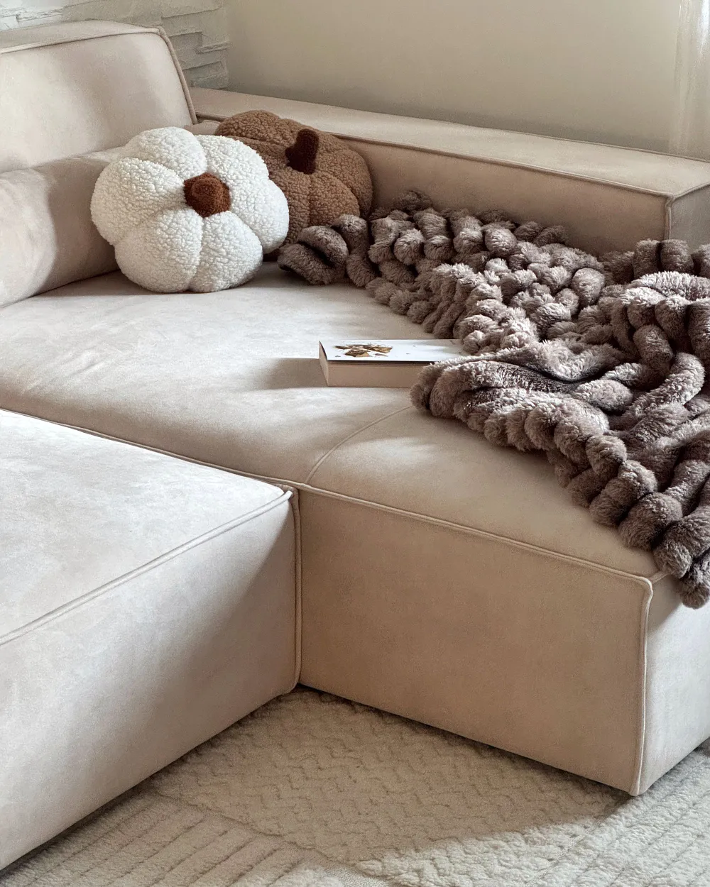 Modul Ecksofa 3-Sitzer HELLNAR Samtstoff Hellbeige linksseitig_1177613
