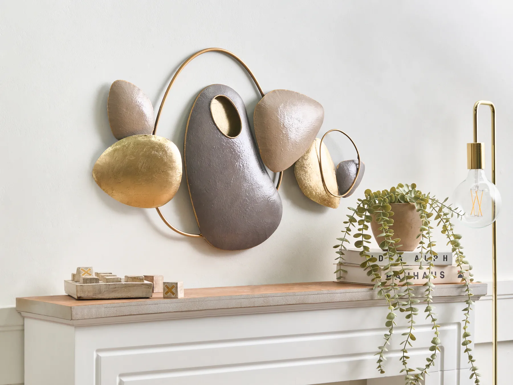Wall Decor CLANE Metal 46 cm Gold_995401