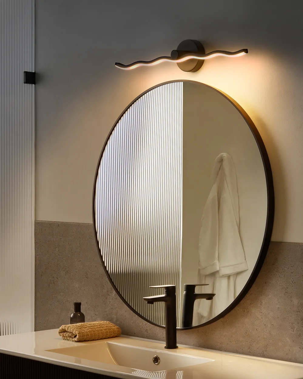 Picture and Mirror LED Light AILETTE Metal Black