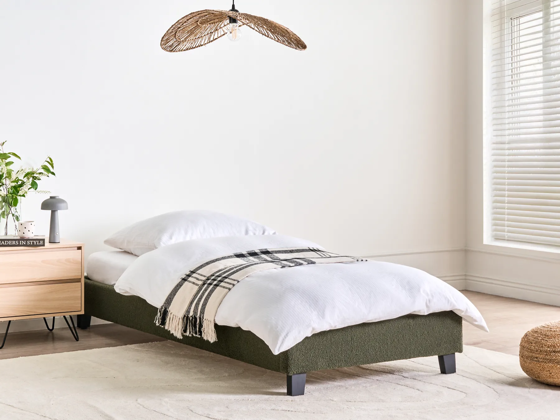 Bett ohne Kopfteil Bouclé ROANNE 90 x 200 cm Dunkelgrün_992170