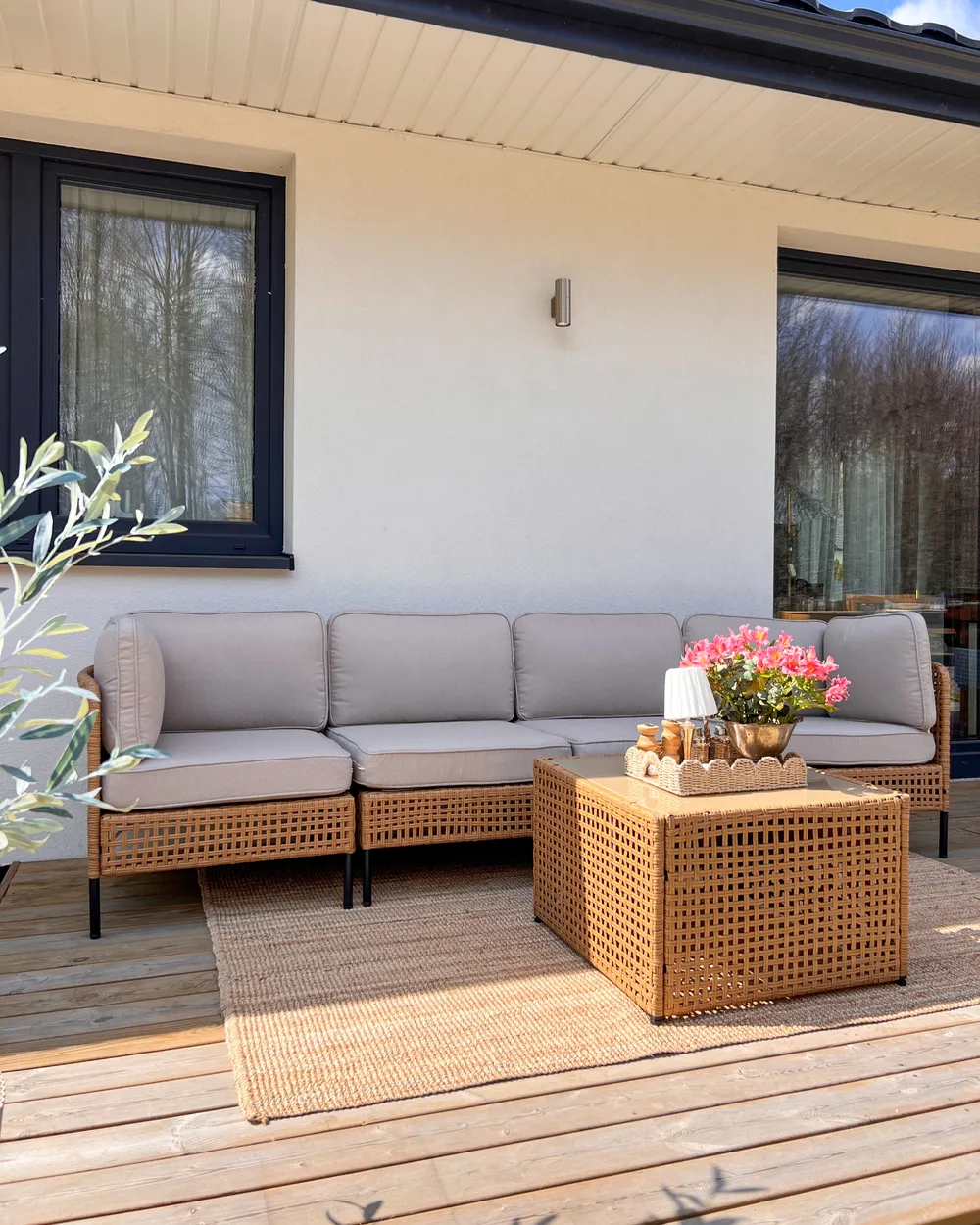 Gartensofa mit Tisch 4-Sitzer OMEGANA modular Polyrattan Hellbeige_1072096