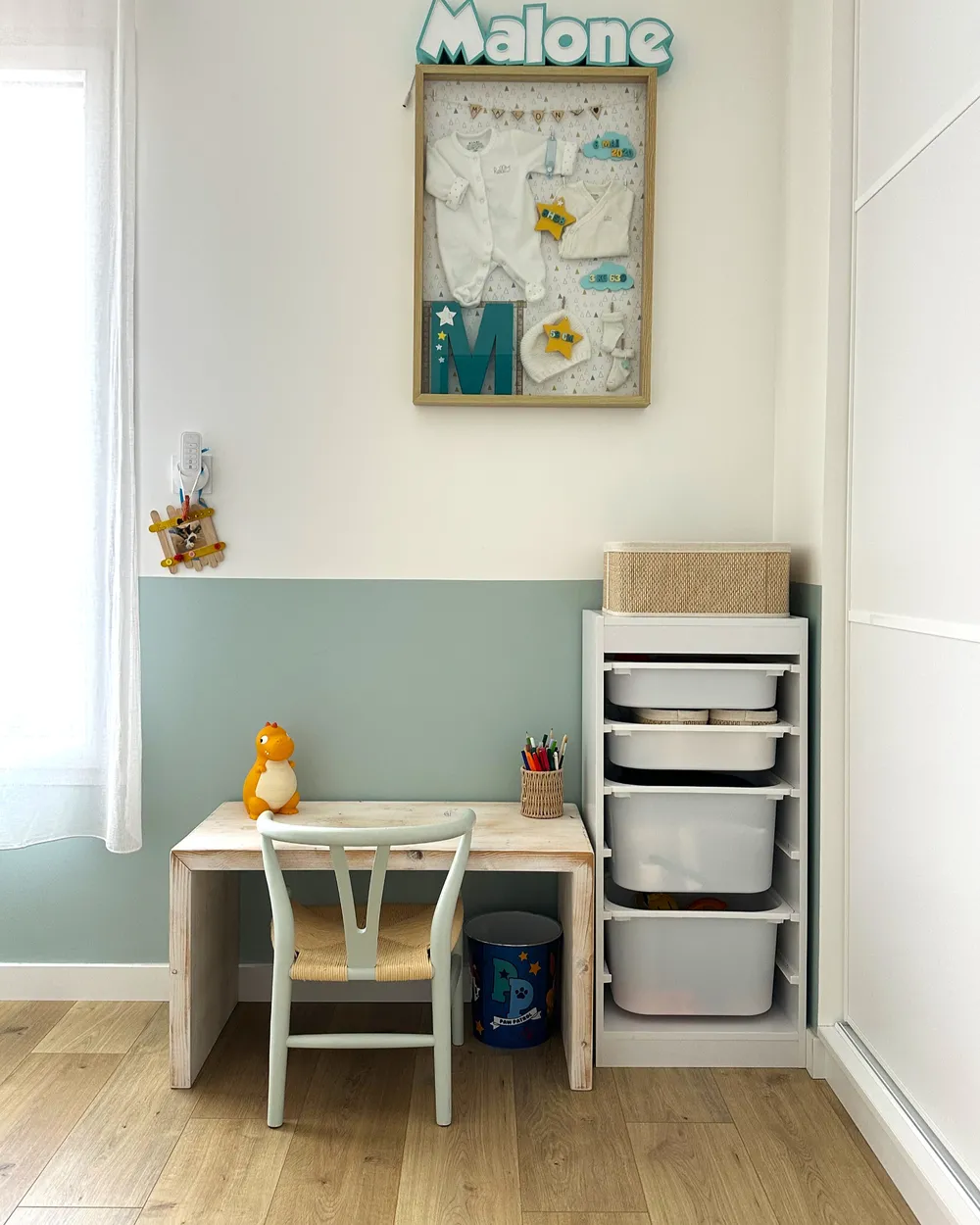 Shelf with 4 Storage Boxes TOBIN White_1035775