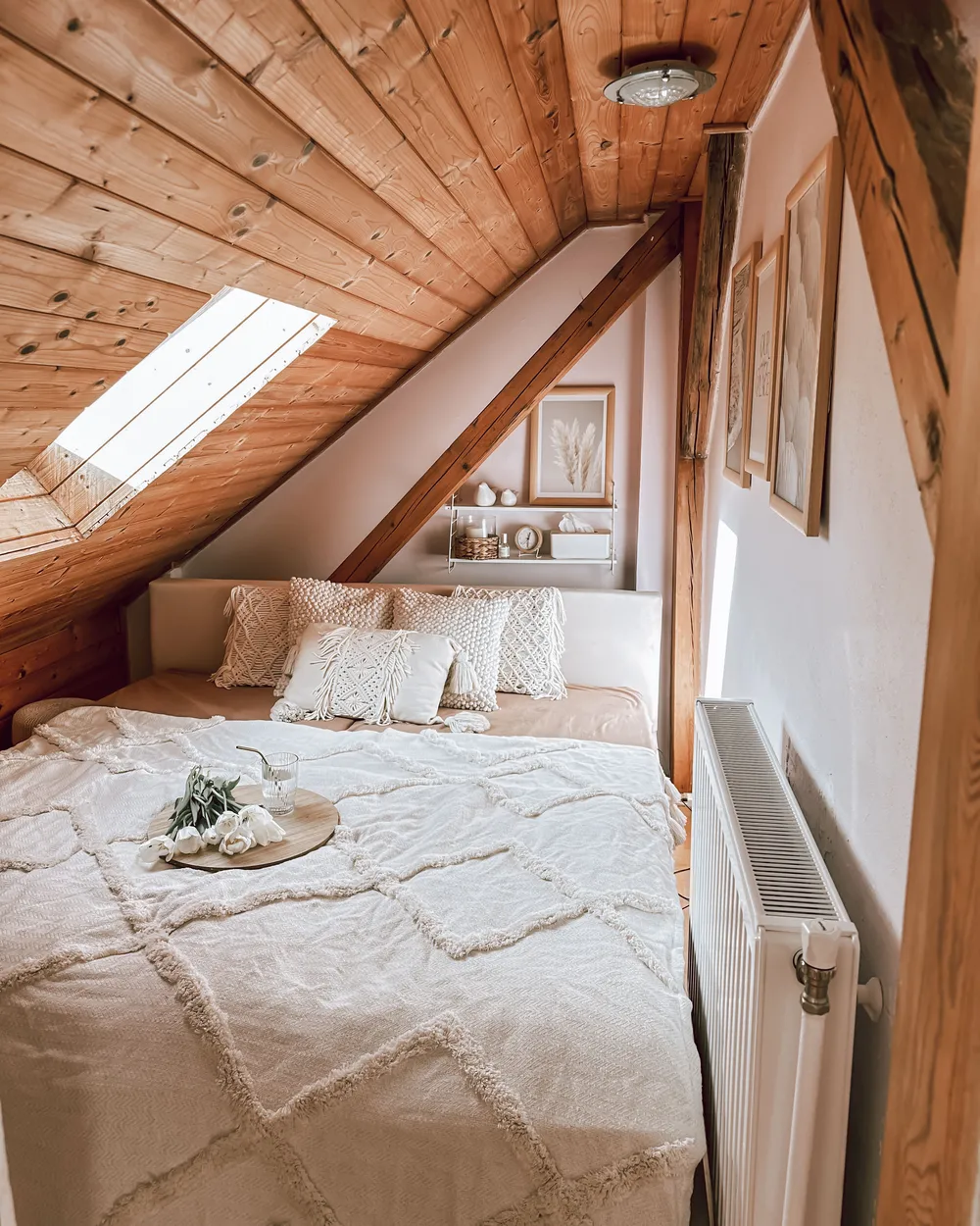 Bett mit Stauraum BOUSSE Samtstoff Hellbeige 160 x 200 cm_918300