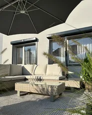 Garden Corner Sofa with Table 5 Seater LANCIANO PE Rattan Off-White Right Hand_937864