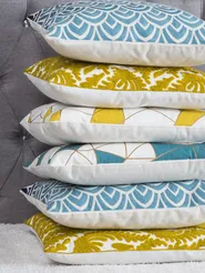 Dekokissen 2er Set CLARKIA 45 x 45 cm Baumwolle Gelb Geometrisches Muster_769260