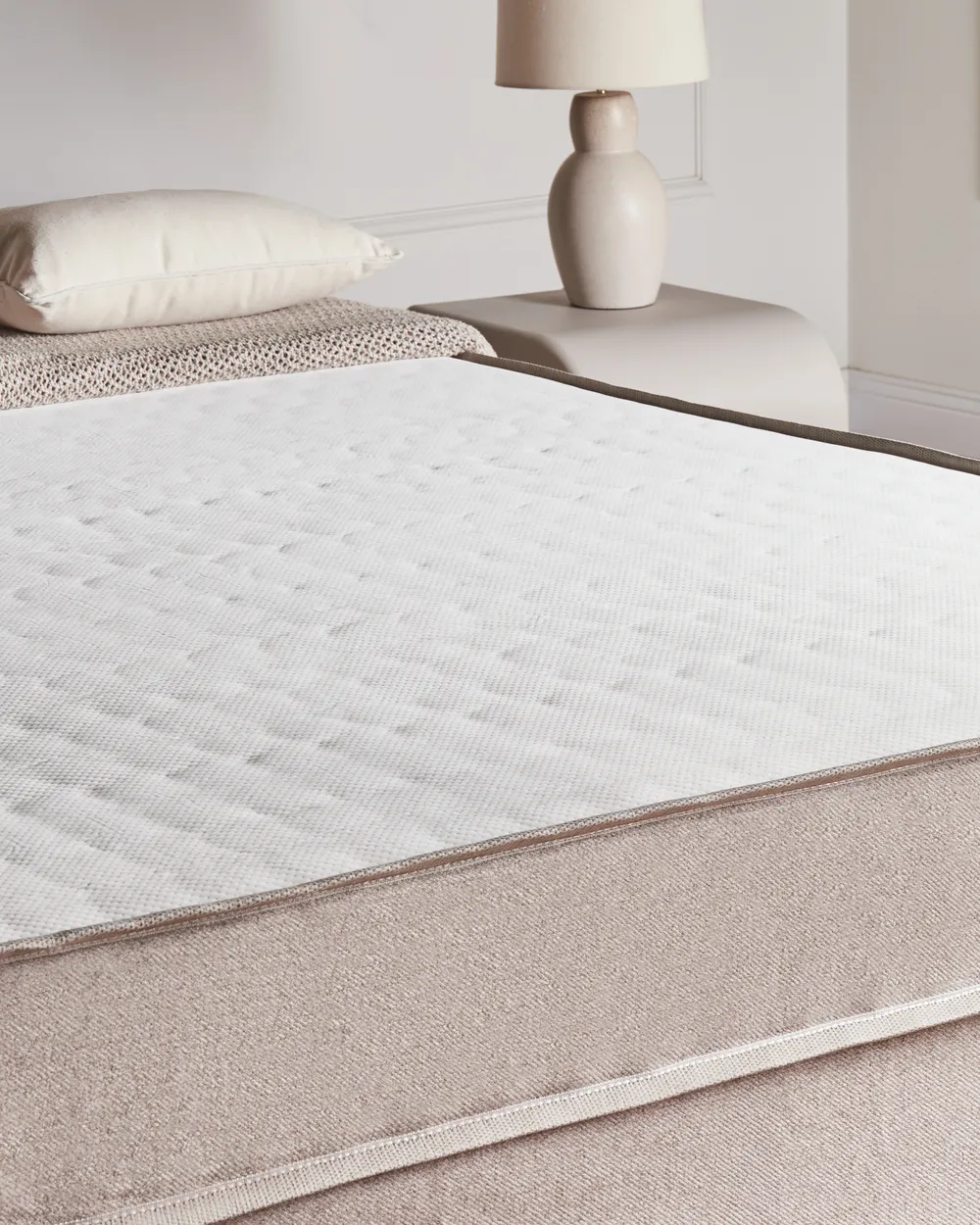 Boxspringbett Stoff COUNTESS 180 x 200 cm Beige_1054331