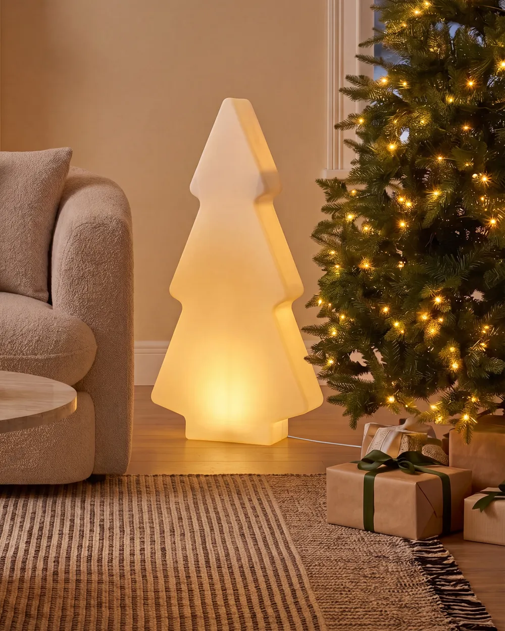 LED-Stehlampe für den Außenbereich FINNAN 83 cm Weihnachtsbaum Weiß