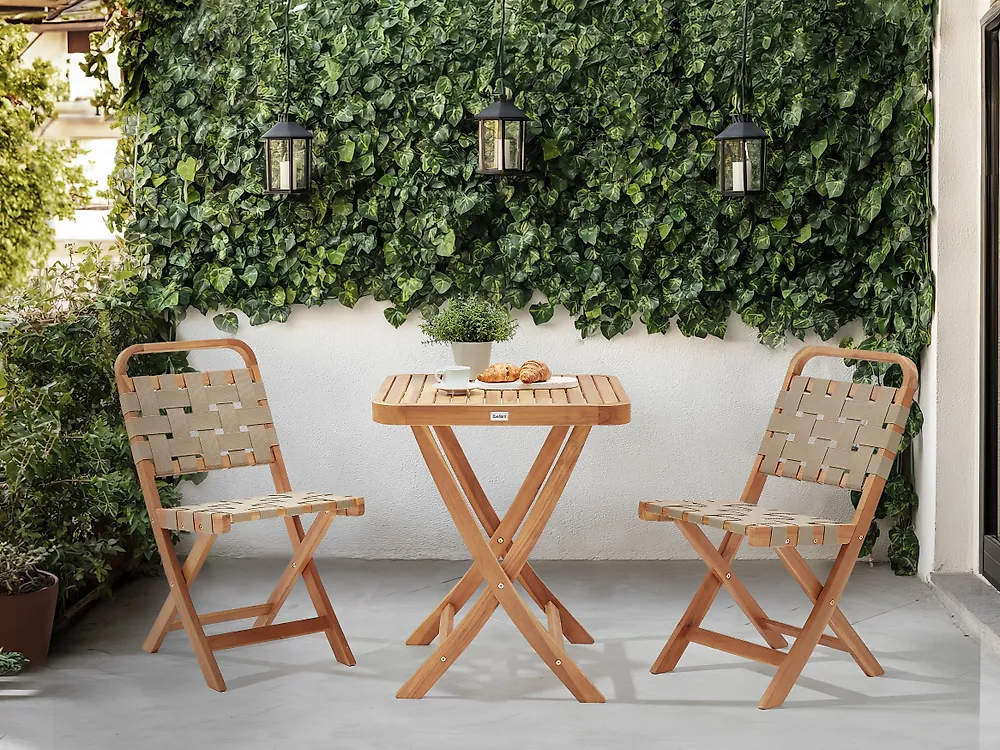 Beliani Balkonset Lenola – 3-teilig, Akazienholz Hellbraun, Tisch + 2 Klappstühle, Geölt, Wetterfest, Klappbar – Ideal Für Balkon & Terrasse