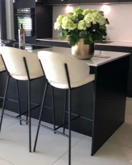 Set mit 2 Barstühlen KIANA Hellbeige_953196