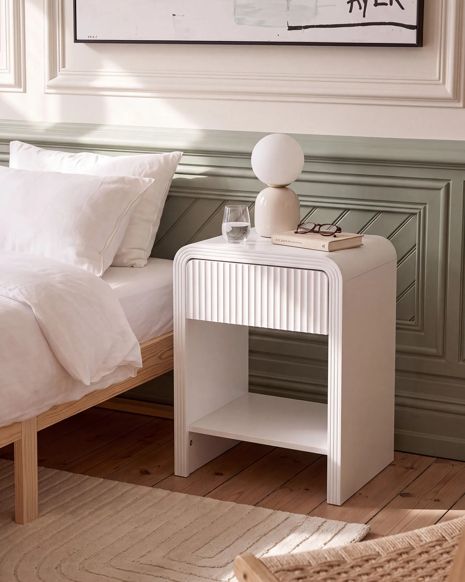 1 Drawer Bedside Table CHARLEVILLE White_1161021