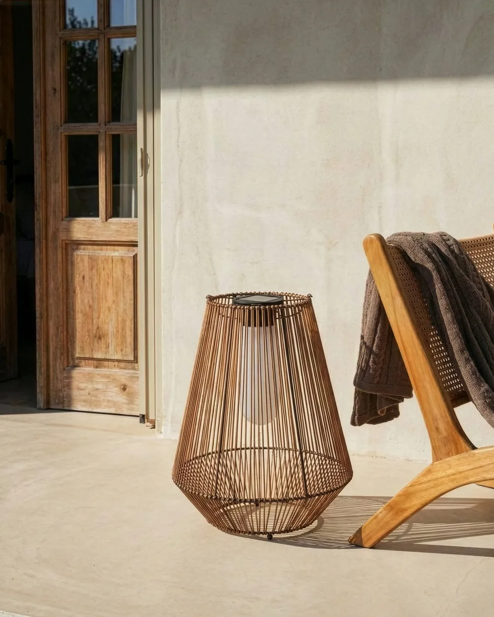 Solarbetriebene Laterne LUSWISHI 68 cm Naturfarben_1045303