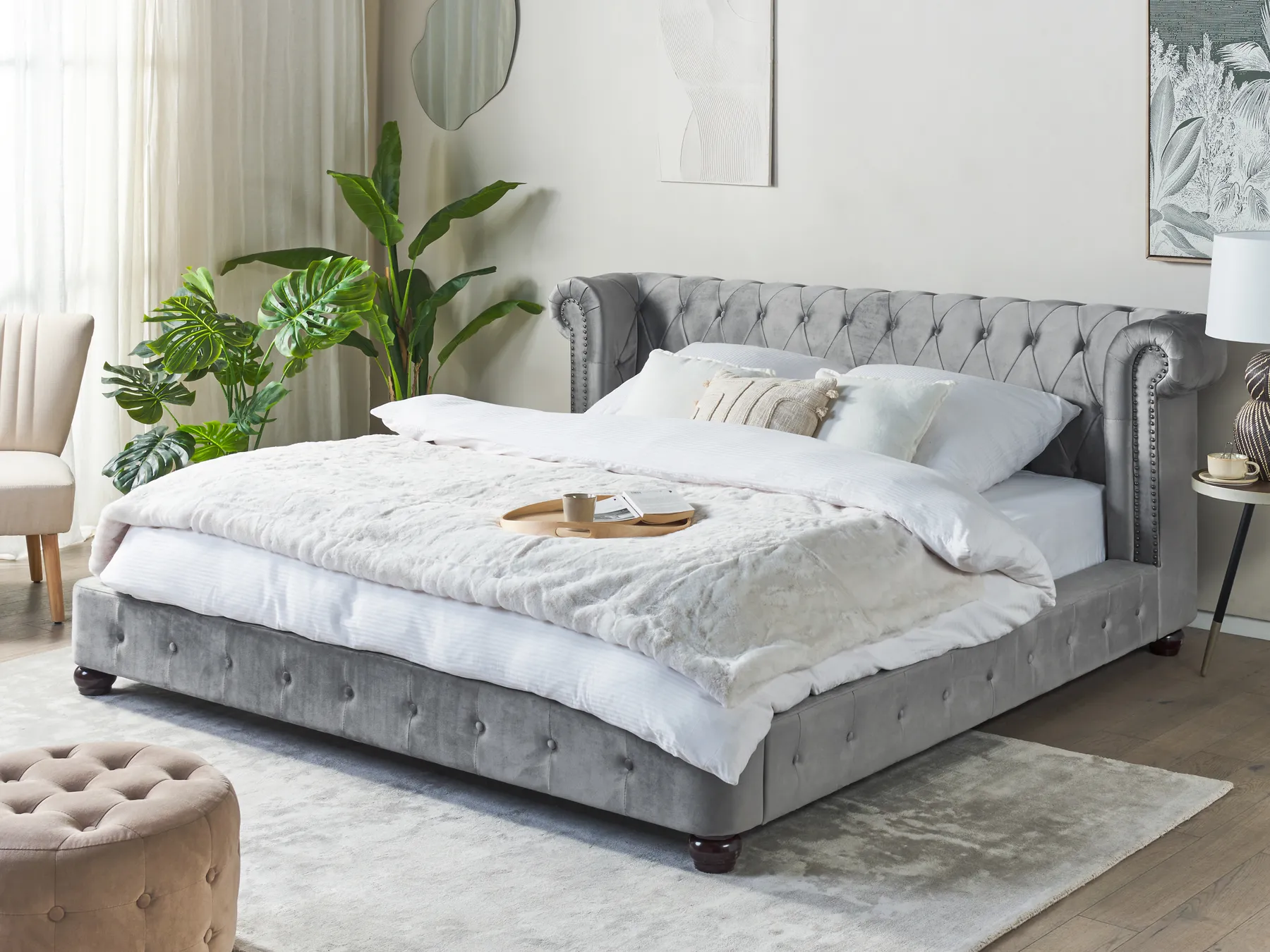 Bett mit Lattenrost Samtstoff CAVAILLON 180 x 200 cm Hellgrau_791638