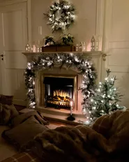 Schneebedeckter Weihnachtskranz LED WHITEHORN 55 cm Weiß_842626