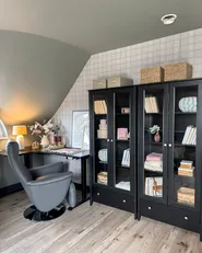 Vitrine mit Glastüren NORNALUP 80 cm Schwarz_983356