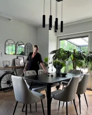 Ausziehbarer Esstisch IRVINGTON Schwarz 160/200 cm 90 cm_1012487