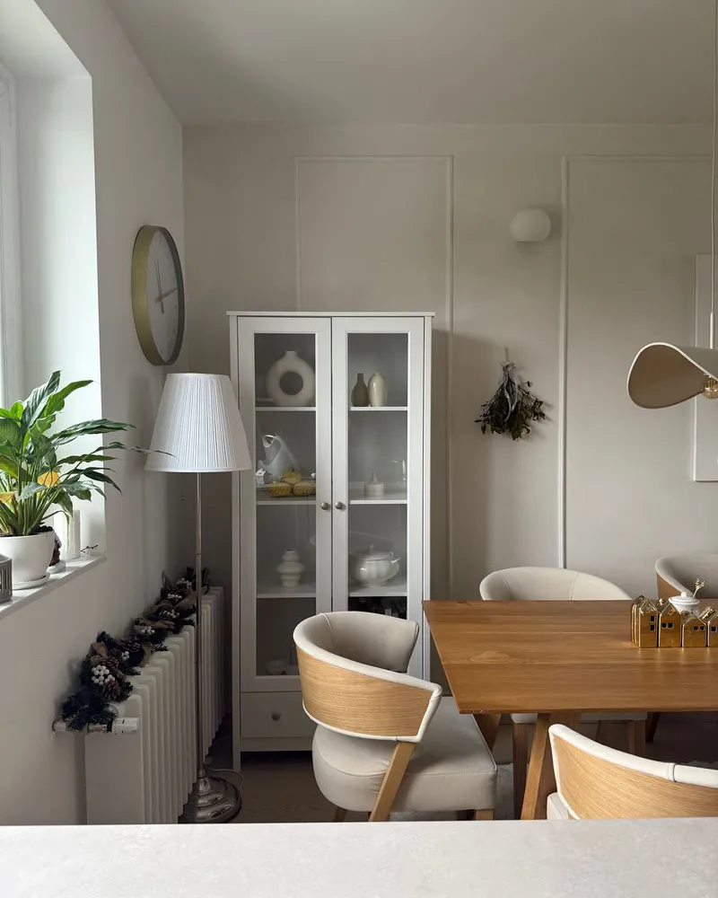 Vitrine mit Glastüren NORNALUP 80 cm Weiß_973354