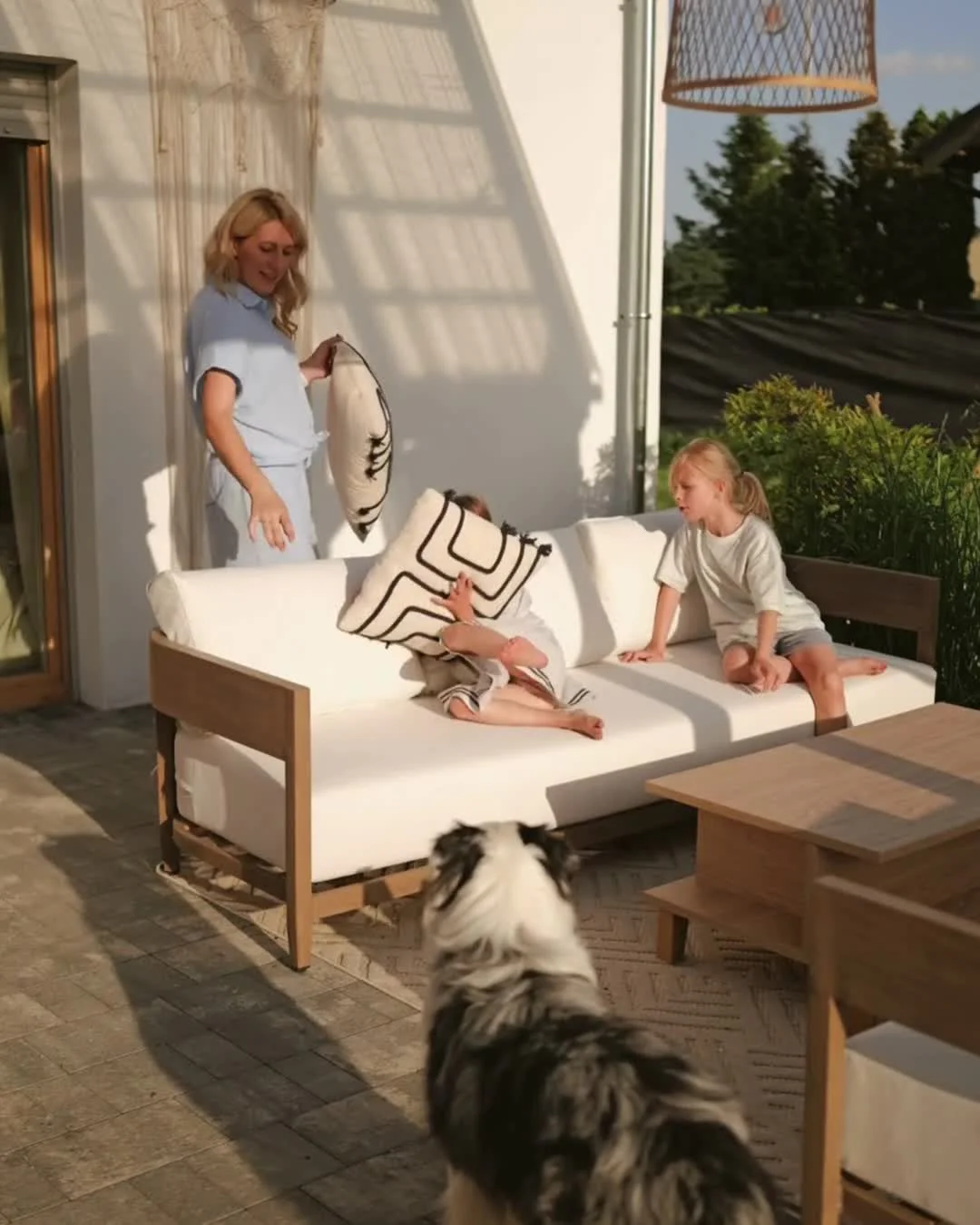 Dekokissen 2er Set PLEIONE 45 x 45 cm Baumwolle Hellbeige Geometrisches Muster_1082925