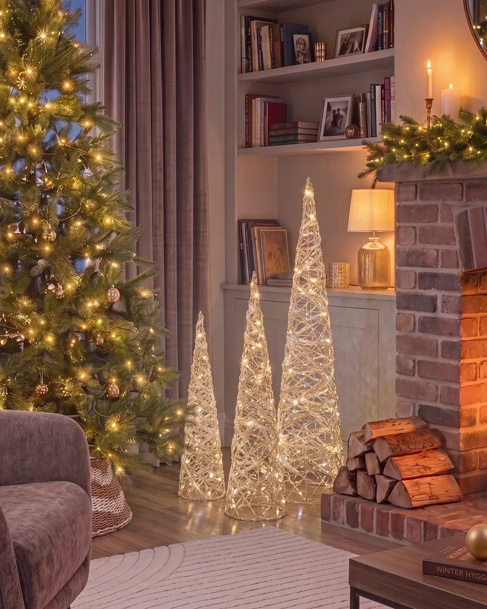 Weihnachtsdekoration 3er Set TUELSO 60/80/100 cm Weihnachtsbaum Weiß / Gold_1025050