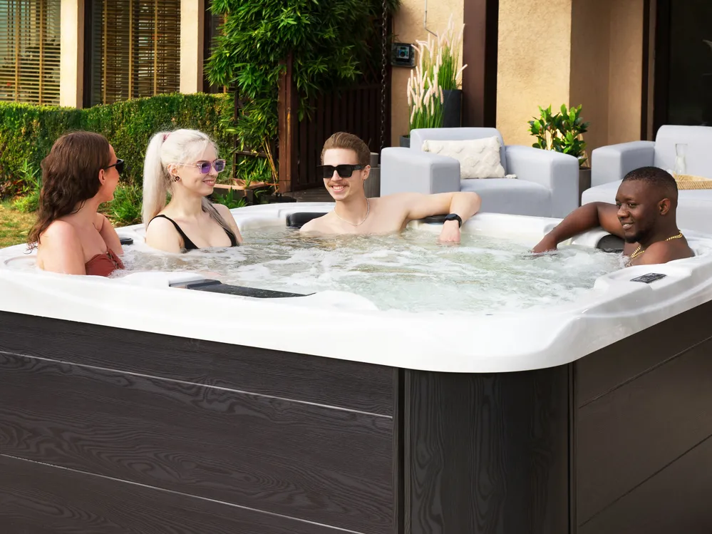 Outdoor Hot Tub with LED LASTARRIA White_879358