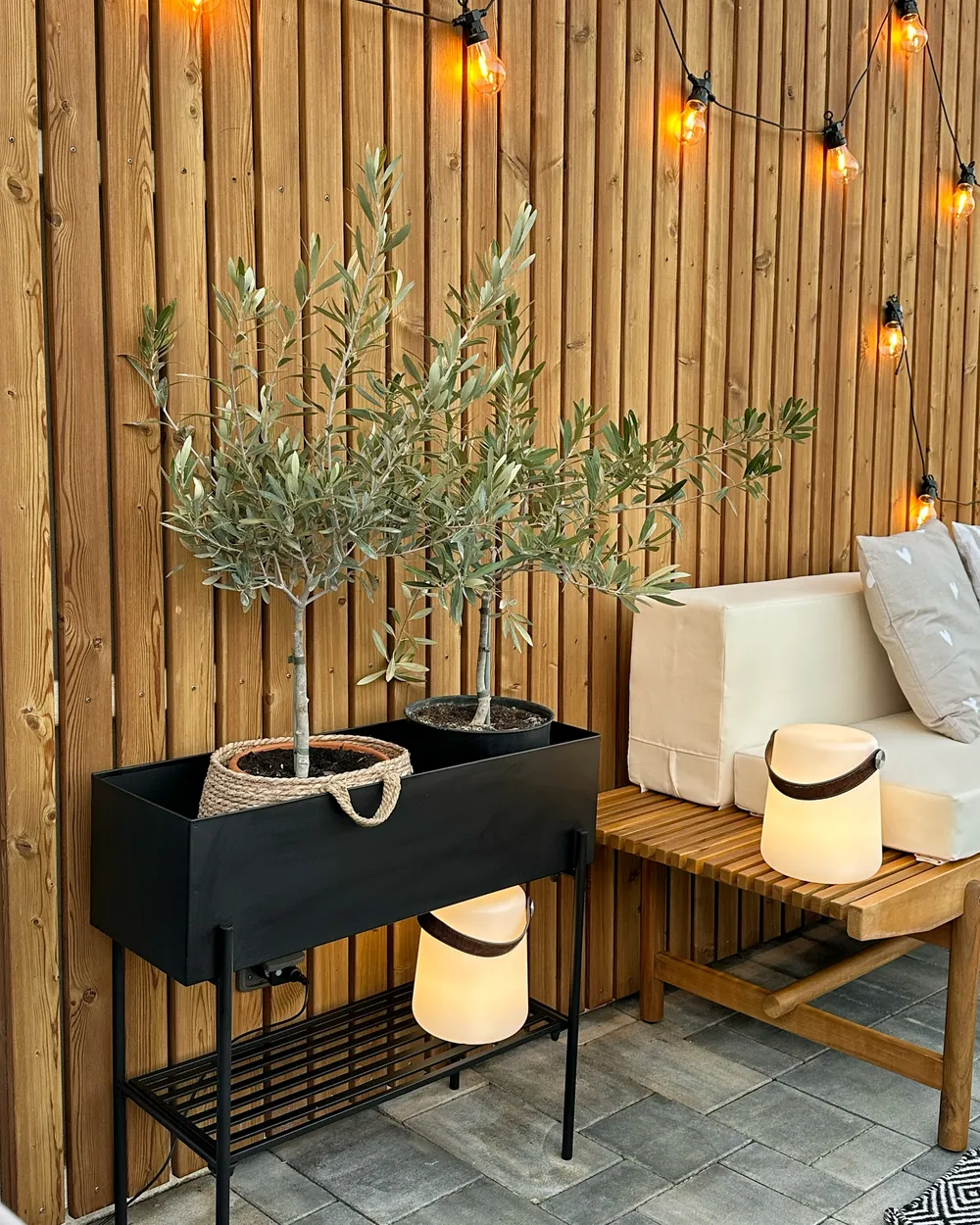 Blumentopf mit Beinen VINCA 70 cm Metall Schwarz