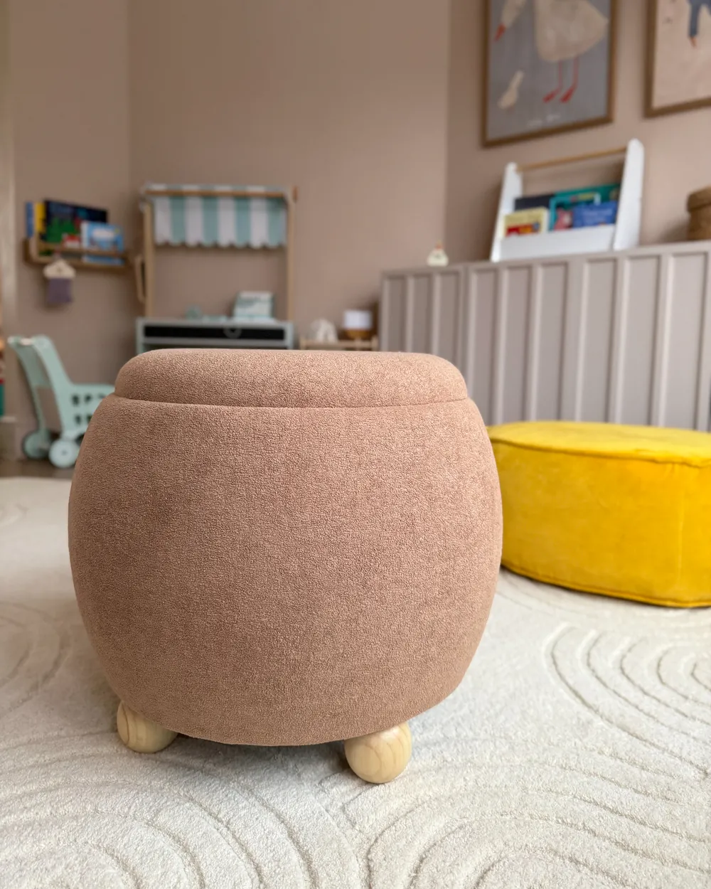 Pouf mit Stauraum ANNABELLA Bouclé Hellbraun_1055221