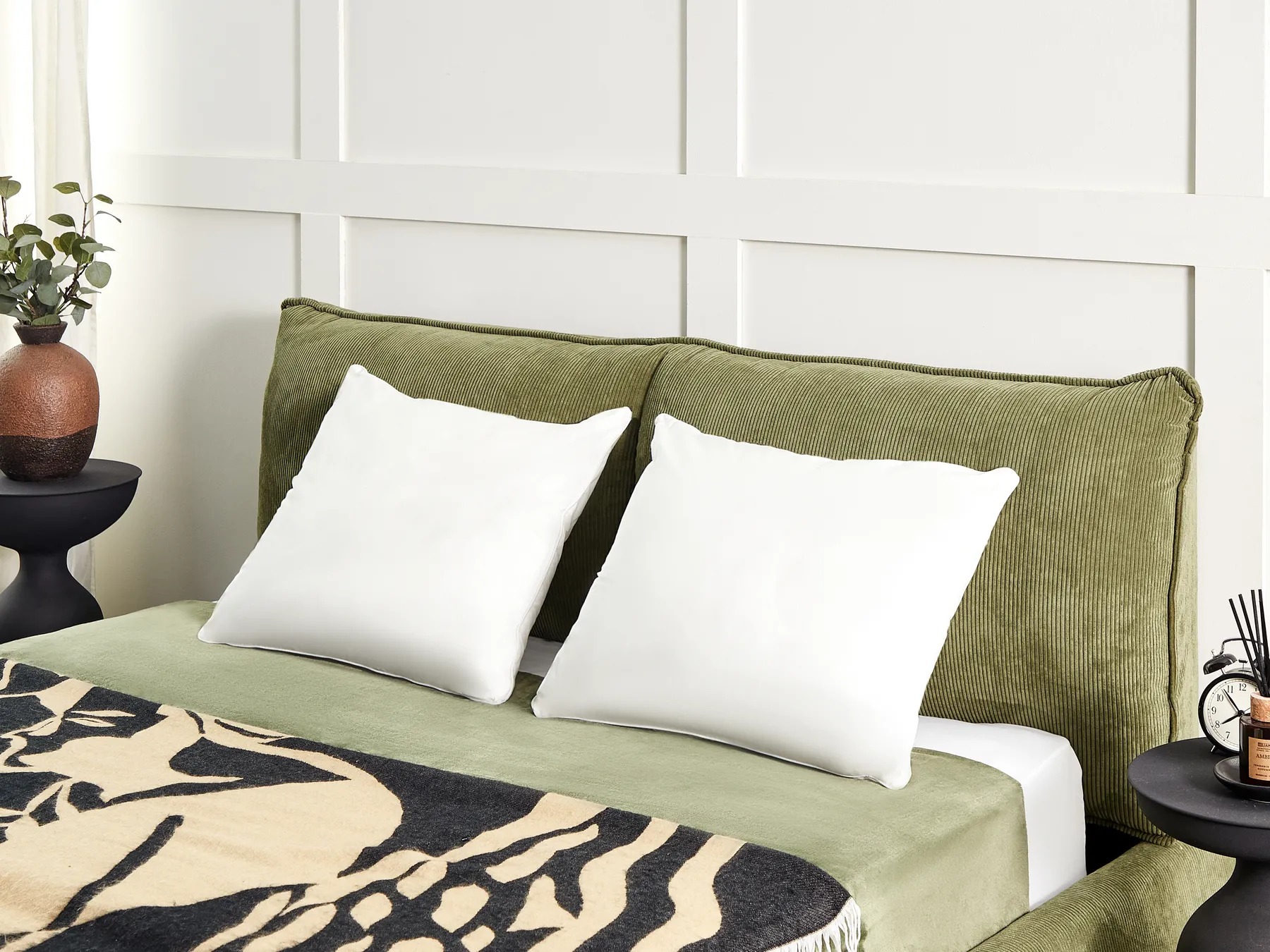 Set of 2 Bed Pillows TRIGLAV High 50 x 60 cm Polyester White_882534