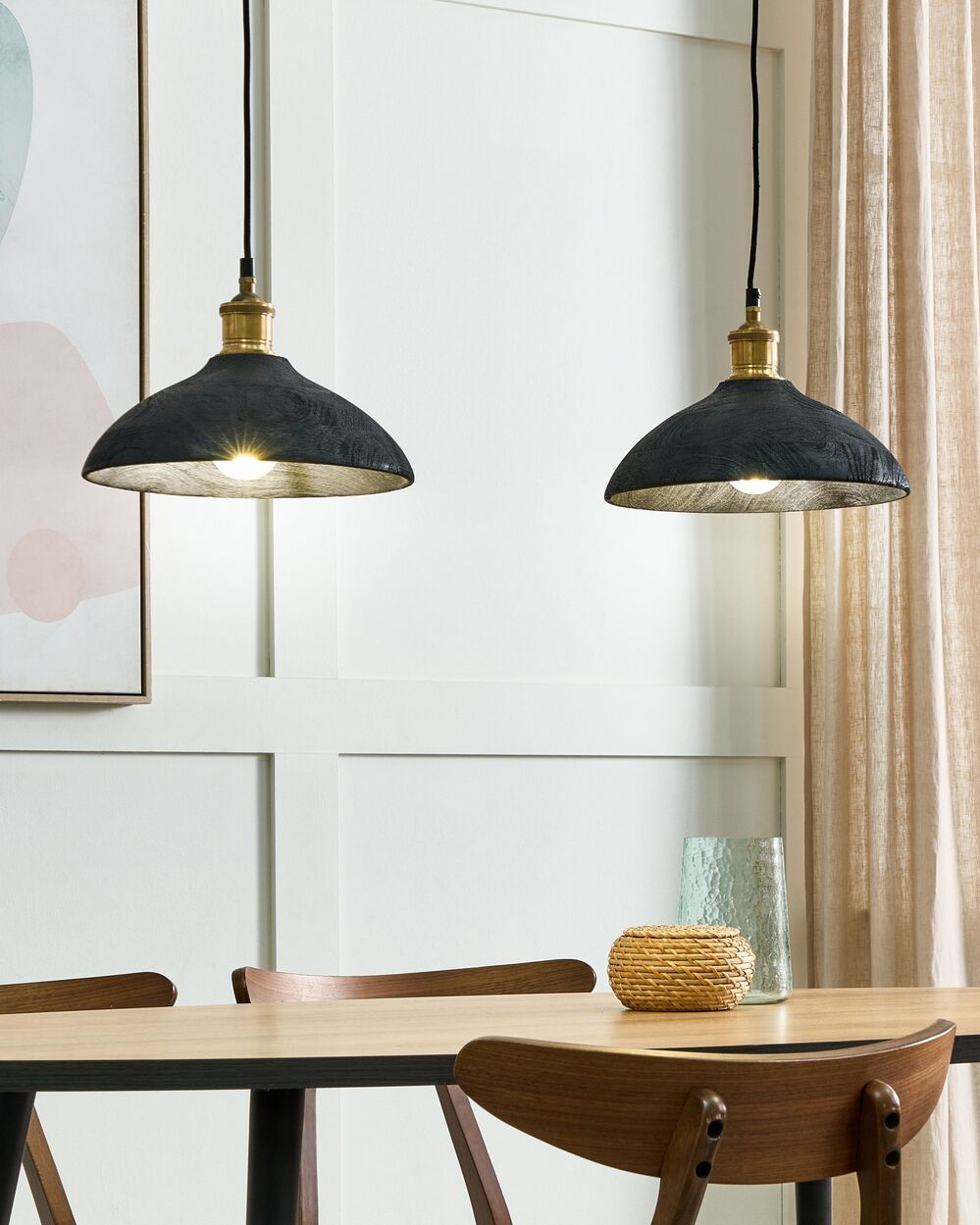 Oslonjena lampa CHEYYAR Drvo manga Crni