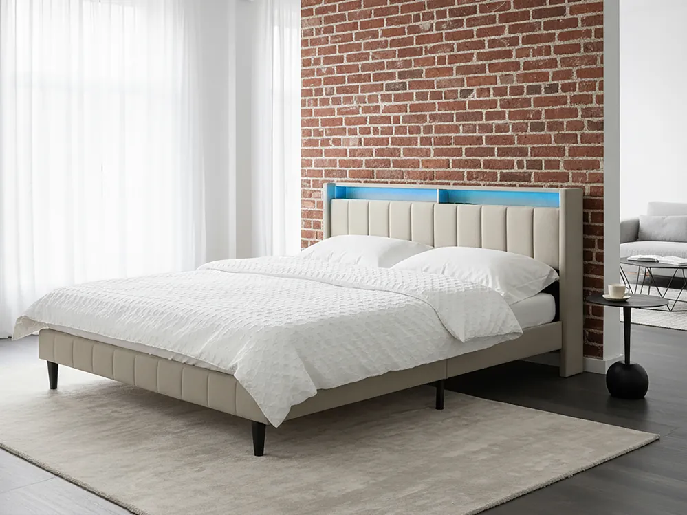 Bett mit LED BEAULIEU Stoff Beige 180 x 200 cm mit Stauraum mit USB-Anschluss