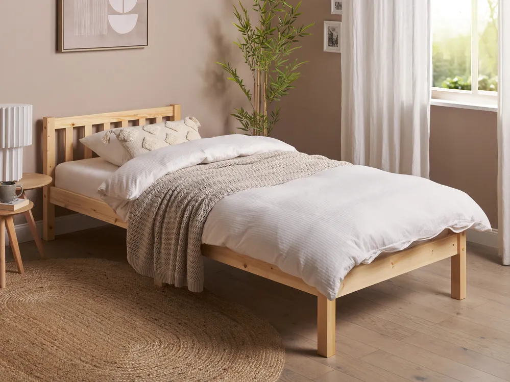 Bett mit Lattenrost Kiefernholz FLORAC 90 x 200 cm Hellbraun