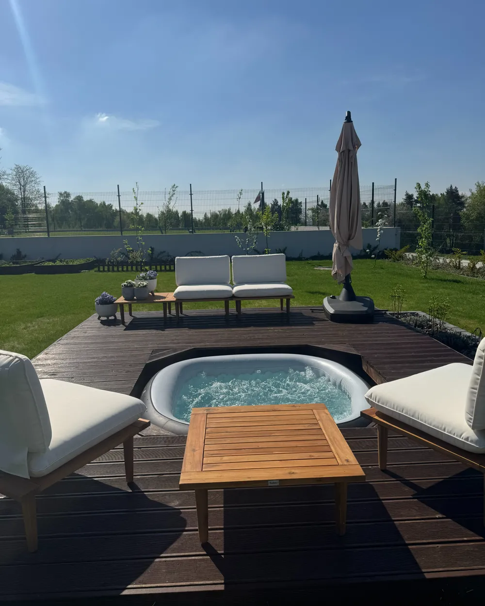 Lounge Set mit Tisch 4-Sitzer FRASCATI modular zertifiziertes Akazienholz Cremeweiß_982779