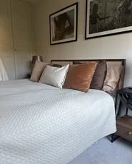 Bett mit Lattenrost Rattan MONPAZIER 180 x 200 cm Dunkelbraun_939925