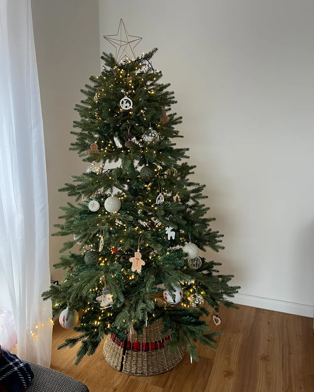 Artificial Christmas Tree HUXLEY 180 cm Green_895599