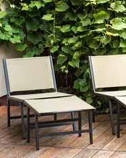 Gartenstuhl 2er Set MARCEDDI mit Fußstütze Metall Beige_933200