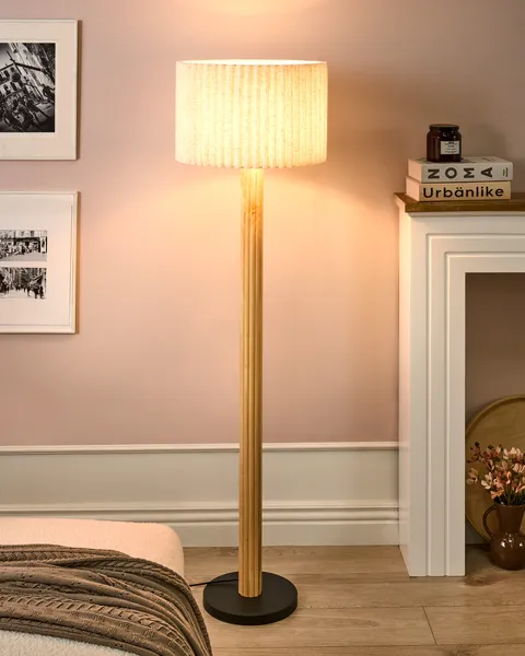 Lampada Da Terra Moderna Con Paralume In Vetro Rotondo E Base In Metallo Rosa – Beliani