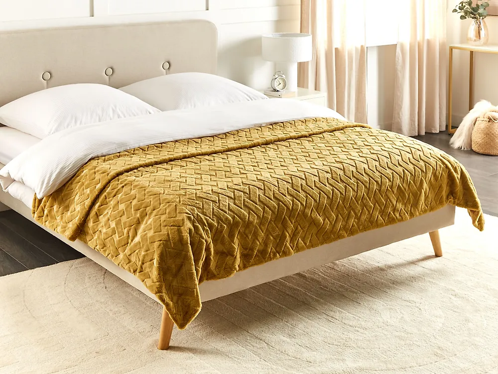 Bedspread SITAPUR Faux Fur 150 x 200 cm Mustard_1183881