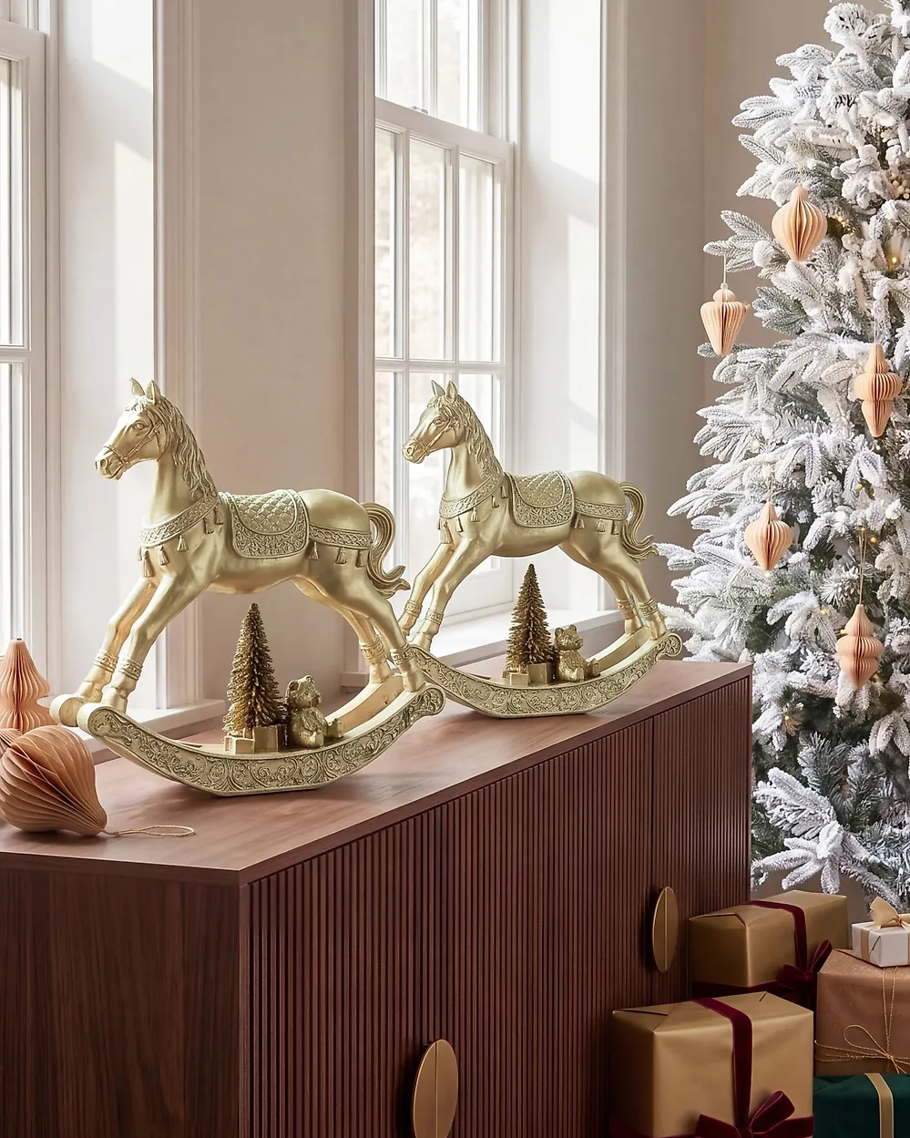 Set of 2 Christmas Decorations LED YPPARI 30 cm Gold_1177325