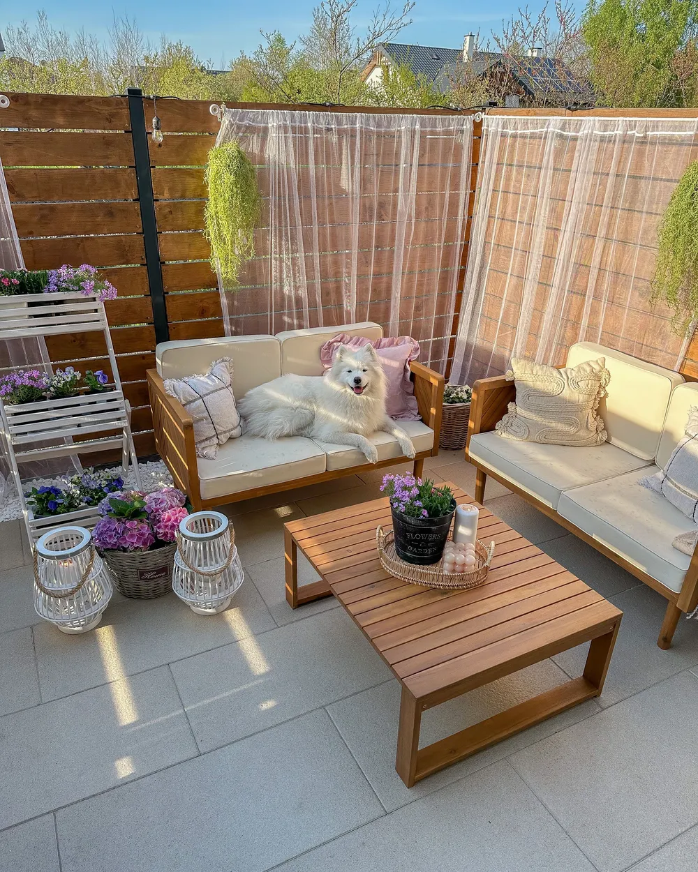 Outdoor Couchtisch TIMOR 90 cm 75 cm zertifiziertes Akazienholz Hellbraun_905780
